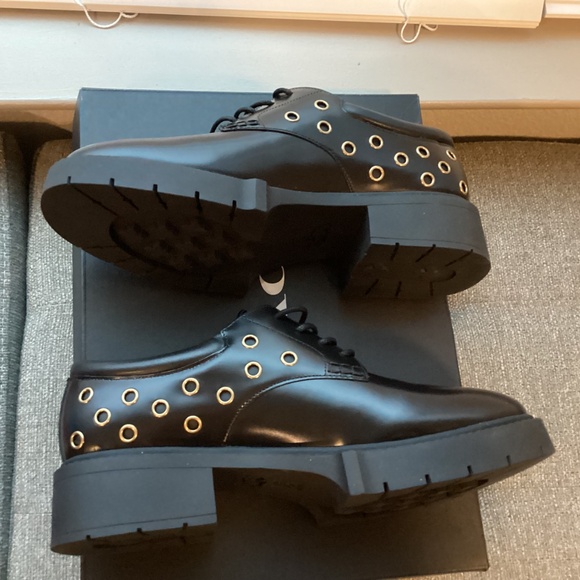 COACH Women's Lyla Grommets Derby Flats, size 9.5 - Picture 2 of 11